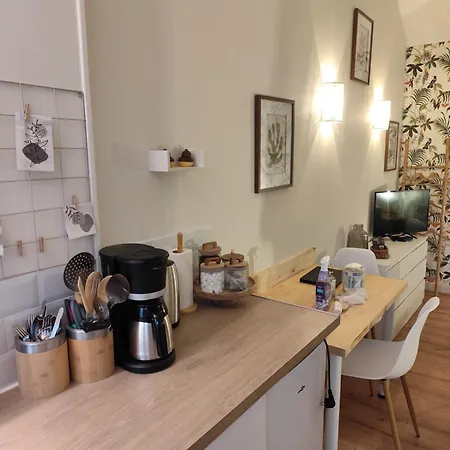 De La Seine Apartment *